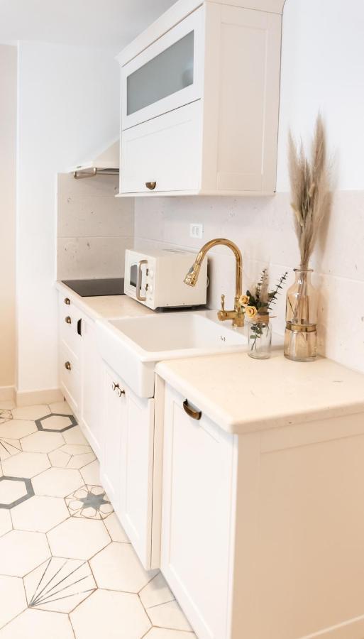 Apartments Mediteraneo فيرسار المظهر الخارجي الصورة