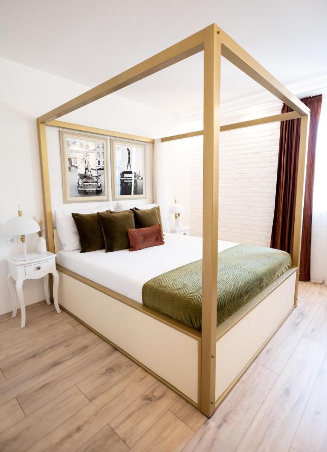 Apartments Mediteraneo فيرسار المظهر الخارجي الصورة