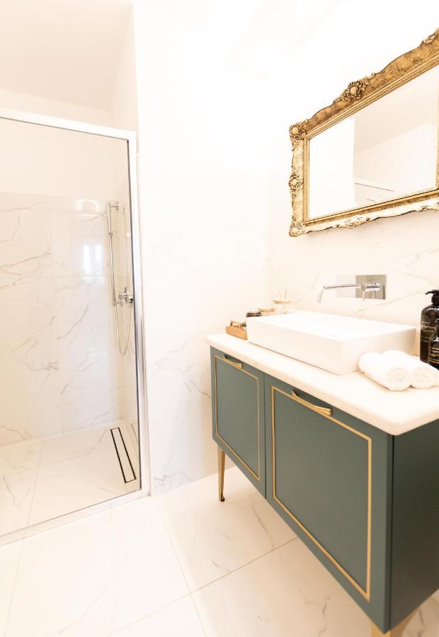 Apartments Mediteraneo فيرسار المظهر الخارجي الصورة