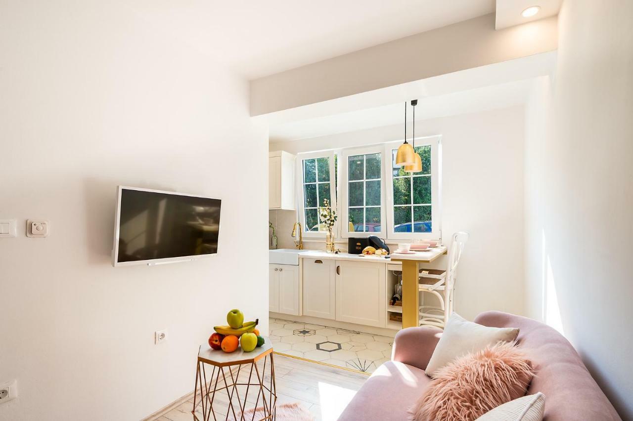 Apartments Mediteraneo فيرسار المظهر الخارجي الصورة